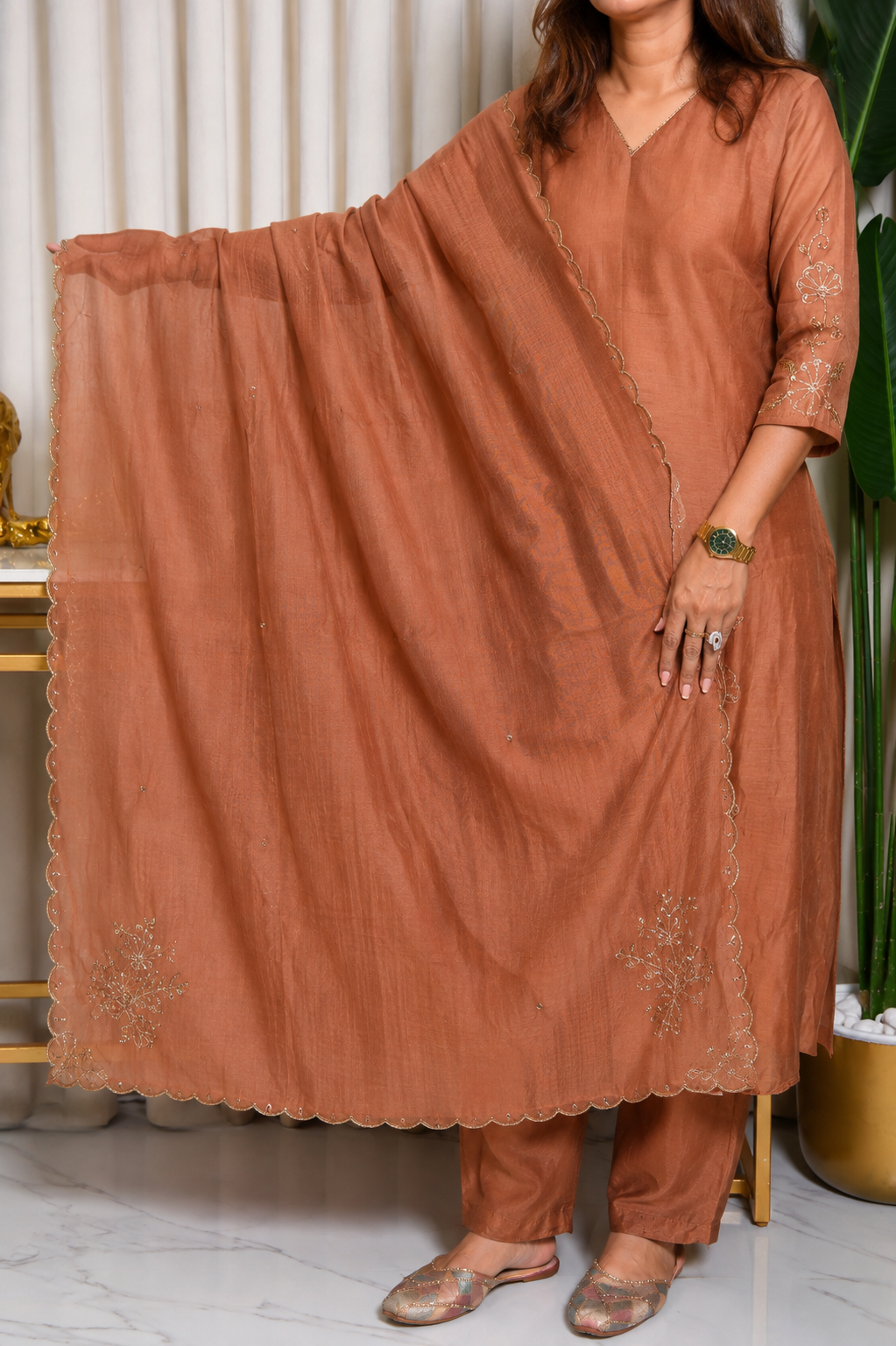 Aabha Mulchanderi Embroidered 3-Piece Suit Set
